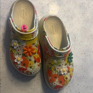 CROCS Floral  Mega crush retro Orange and Yellow 7